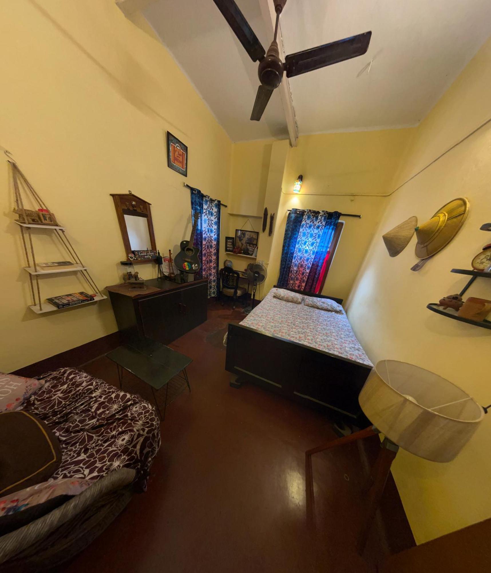 Calcutta Backpackers Lägenhet Exteriör bild
